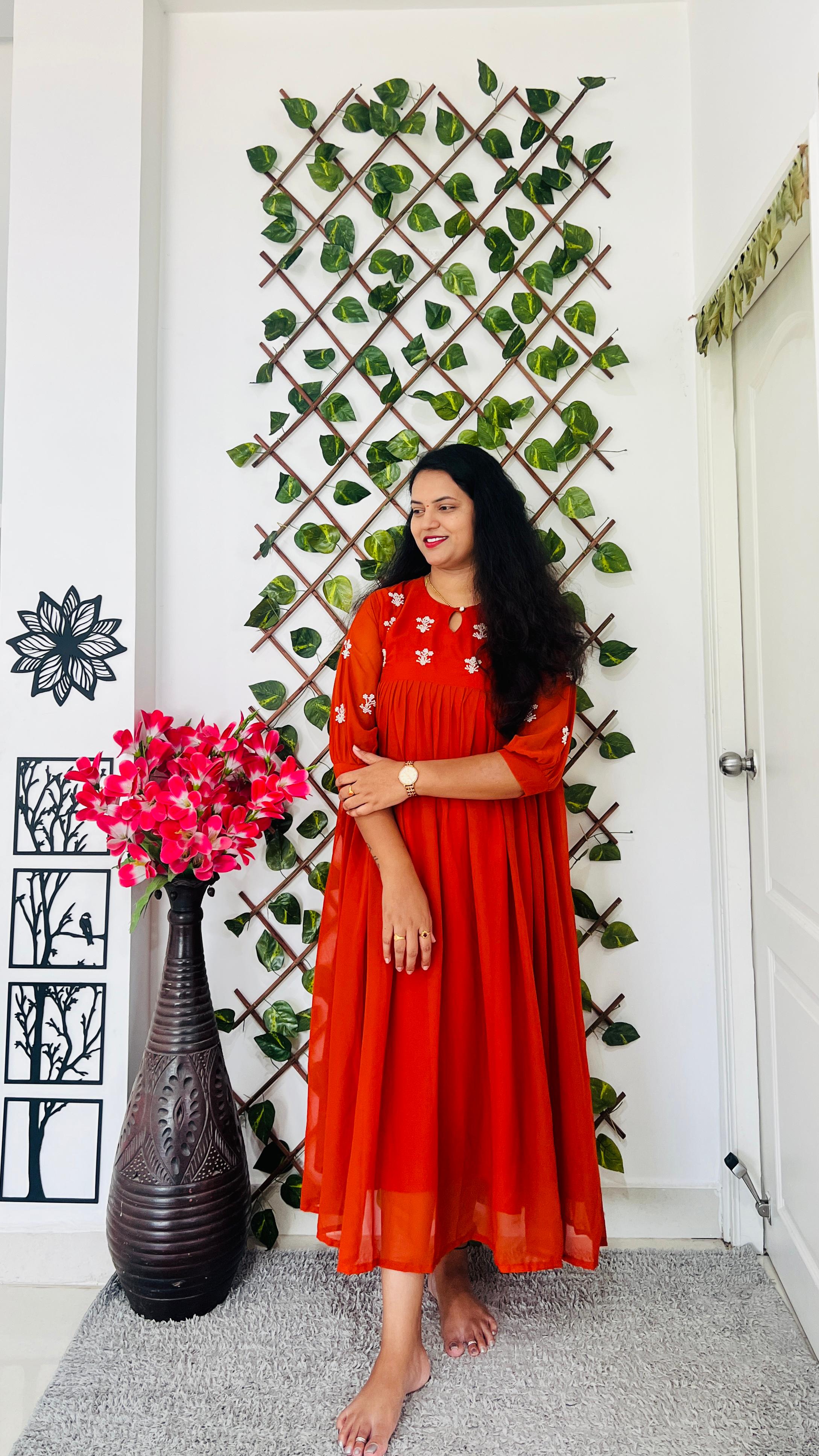 Fabric georgette with maggam work in yoke part